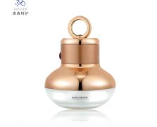 角鲨烷丝润震动眼霜